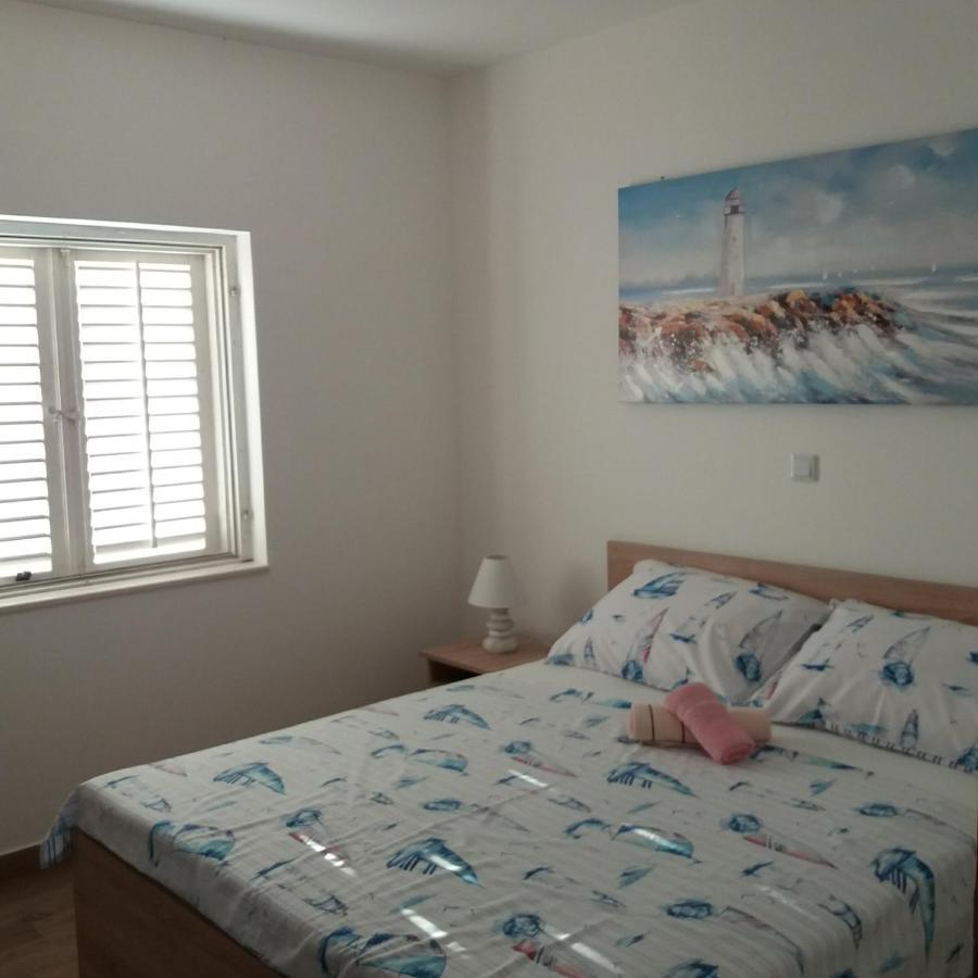 Apartments Nal Biskup Putnikovic Екстер'єр фото